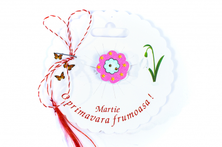 Martisoare - Martisor-brosa cu o floare roz cu stelute galbene