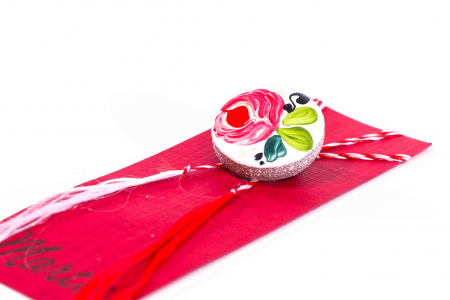 Martisor din ceramica pictat manual model trandafir [2]