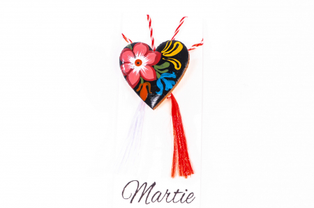 Martisor din ceramica pictat manual forma de inima cu o floare rosie si una albastra [0]