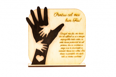 Cadouri pentru EL - Placheta personalizata din lemn cu maini- Pentru cel mai bun Fiu!