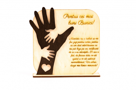 Cadouri de Paste - Placheta personalizata din lemn cu maini- Pentru cei mai buni Bunici!