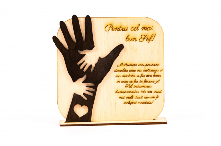 Cadouri pentru EL - Placheta personalizata din lemn cu maini- Pentru cel mai bun Sef!