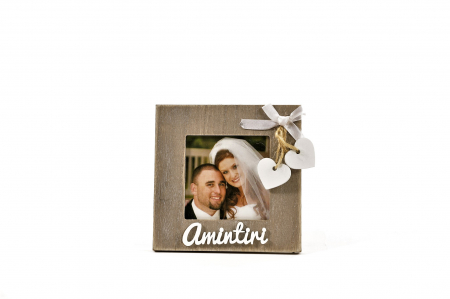 Rama foto din lemn cu fundita si inimioare [0]