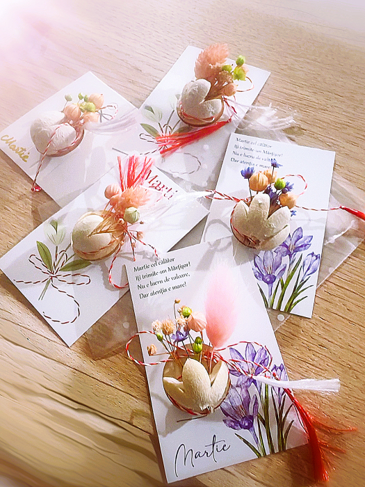 Set 10 martisoare din flori de lemn [2]