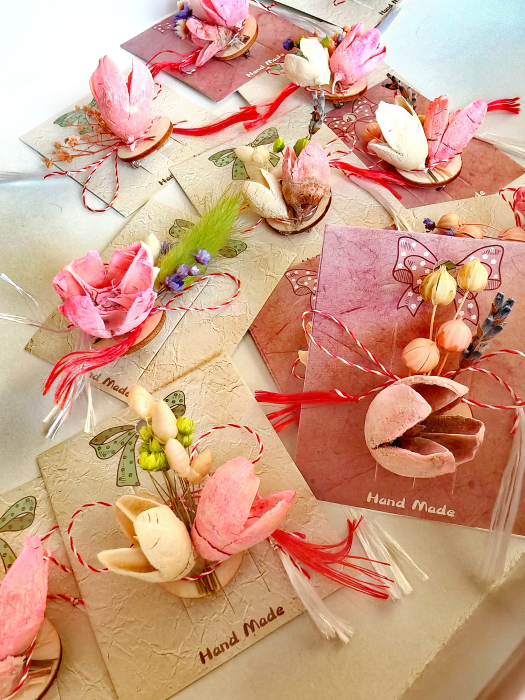 Set 10 martisoare din flori de lemn [5]