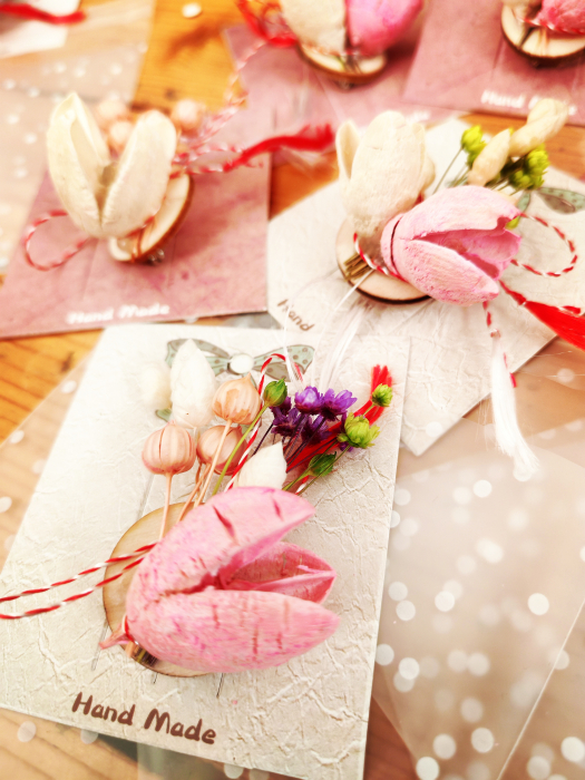 Set 10 martisoare din flori de lemn [3]