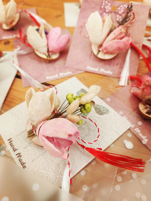 Set 10 martisoare din flori de lemn [2]