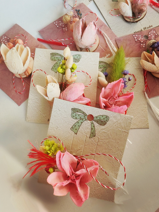 Set 10 martisoare din flori de lemn [6]