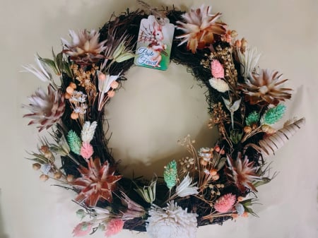 Produse - Coronita de Paste din nuiele si flori naturale uscate, in nuante de bej, roz, turcoaz