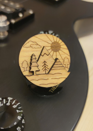 Broșă Peisaj din lemn de fag, 4.5x5 cm [1]