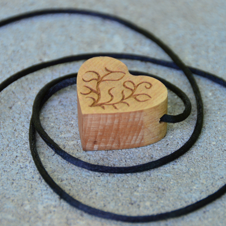 Pandantiv inima din lemn de fag natural, Flames, 3,5x3 cm [2]