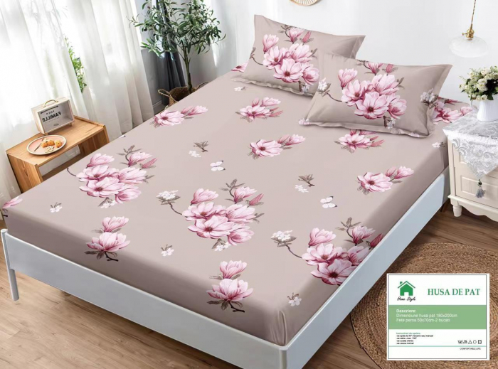 Husa de pat cu elastic 180x200 din Bumbac Finet + 2 Fete de Perna - Crem Cu Magnolii
