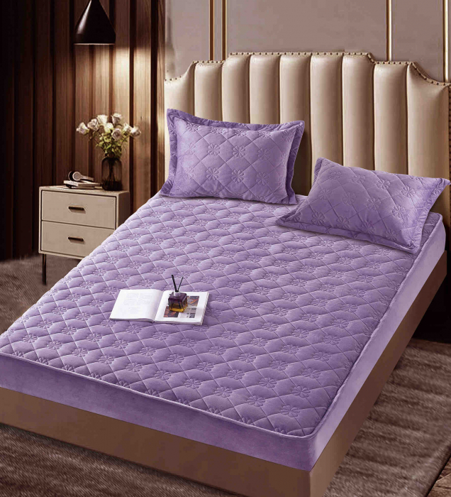 Husa matlasata tip topper din catifea, 140x200cm + 2 fete de perna 50x70cm - Mov