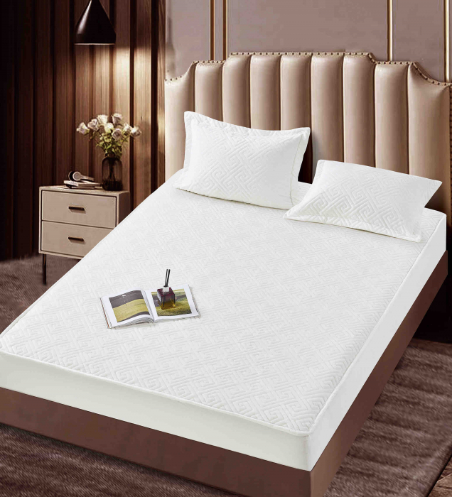 Husa matlasata tip topper din catifea, 160x200cm + 2 fete de perna 50x70cm - Alb