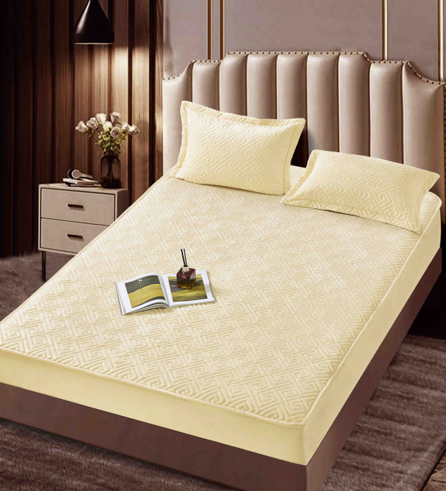 Husa matlasata tip topper din catifea, 160x200cm + 2 fete de perna 50x70cm - Crem