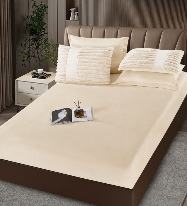 Lenjerie de pat cu Pilota Inclusa , Cearceaf cu Elastic, 6 Piese, Blană de Iepure Artificială - Crem [4]