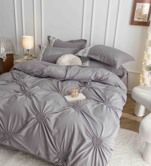 Set Lenjerie Pat Dublu 6 Piese din Bumbac Soft Touch ,   Pliuri Brodate cu Inimioare