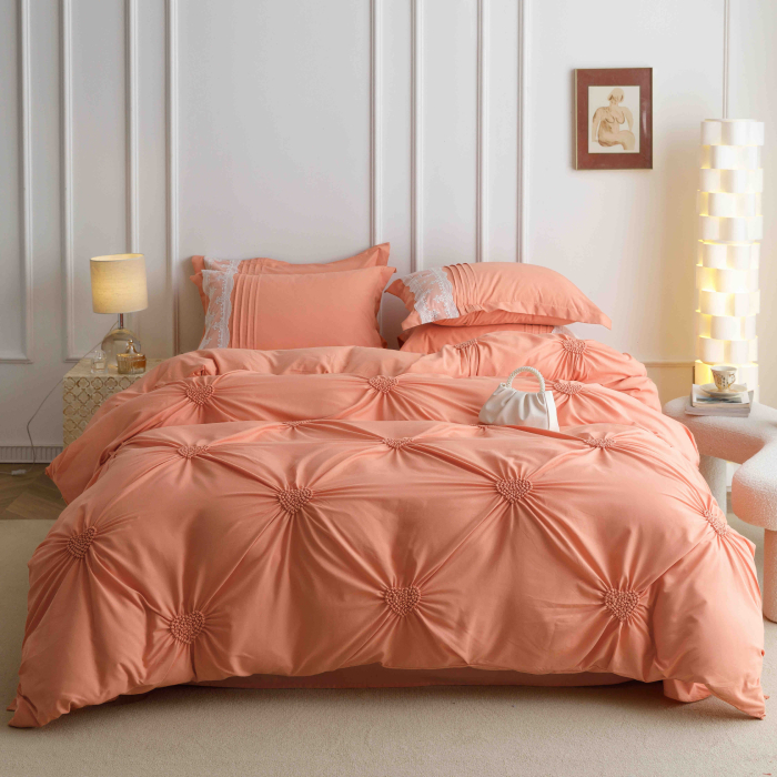 Set Lenjerie Pat Dublu 6 Piese din Bumbac Soft Touch ,   Pliuri Brodate cu Inimioare