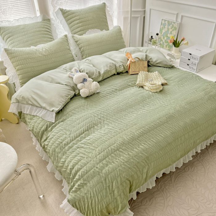 Lenjerie Pat Dublu 6 Piese Bumbac Finet Creponat Uni cu Volanase Elegante