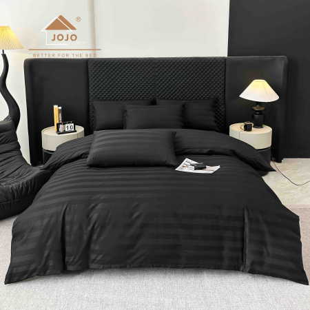 Lenjerie de Pat Damasc Deluxe Luxury, 100% Bumbac Premium, 6 Piese, Cearceaf cu Elastic 180x200 cm, Husă Pilotă 200x230 cm, Confort Hotelier 5★ [1]