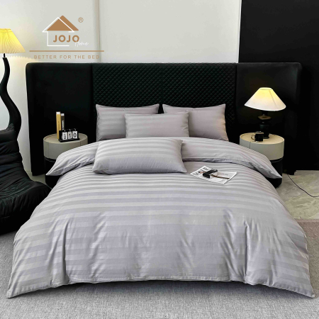 Lenjerie de Pat Damasc Deluxe Luxury, 100% Bumbac Premium, 6 Piese, Cearceaf cu Elastic 180x200 cm, Husă Pilotă 200x230 cm, Confort Hotelier 5★ [1]