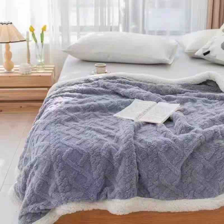 Pătură Cocolino cu Blăniță – Model Tricotat, Moale și Pufoasă