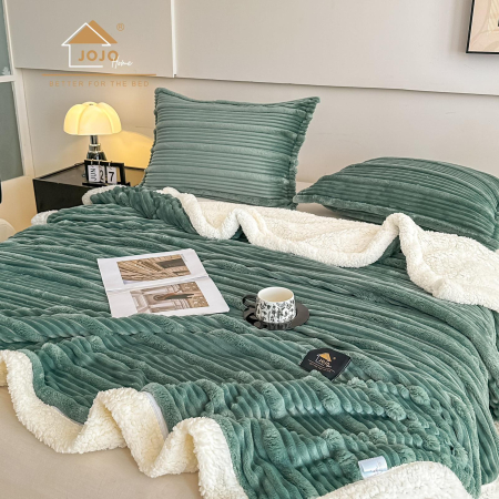 Pătură Cocolino Groasă cu Blăniță Premium 200x230cm + 2 Fețe de Pernă 50x70cm, Verde [1]