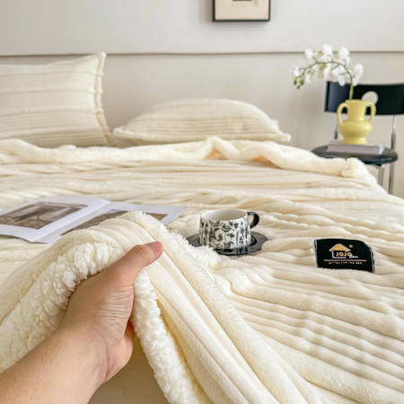 Pătură Cocolino Groasă cu Blăniță Premium 200x230cm + 2 Fețe de Pernă 50x70cm, Crem [4]