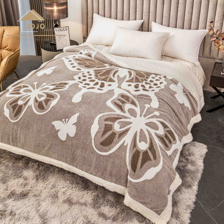 Pătură Cocolino Pufoasă cu Blăniță Albă – Imprimeu Fluturi 3D – 200x230 cm
