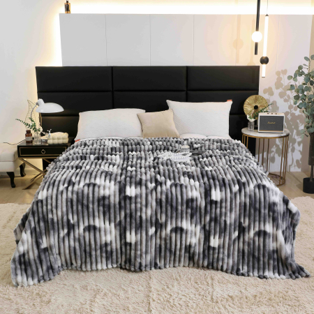 Pătură Cocolino Pufoasă cu Dungi în Relief – 200×230 cm