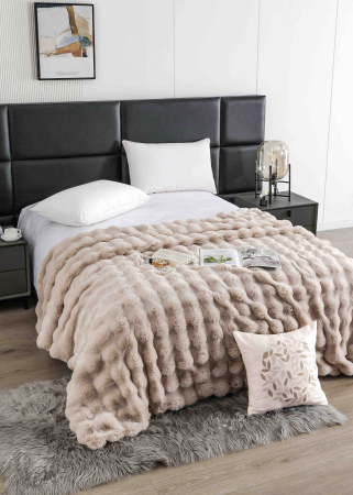 Pătură Cocolino Pufoasă cu Blăniță Artificială de Iepure – 200x230 cm