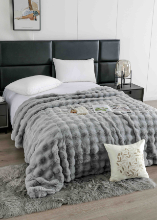 Pătură Cocolino Pufoasă cu Blăniță Artificială de Iepure – 200x230 cm