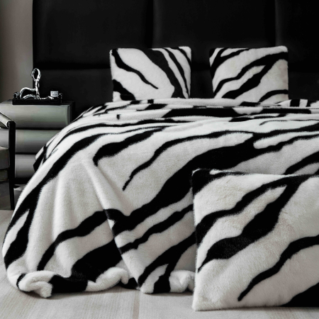Pătură Pufoasă Premium din Blană Artificială Tip Nurcă 200x230 cm + 2 Fețe de Pernă 50x70 cm