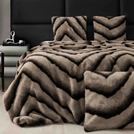 Paturi Cocolino Cu Blanita - Set de Lux Din Blana Artificiala de Nurca, Cu Fermoar, Hipoalergenic, Patura + 2 Fete de Perna - Maro / Negru