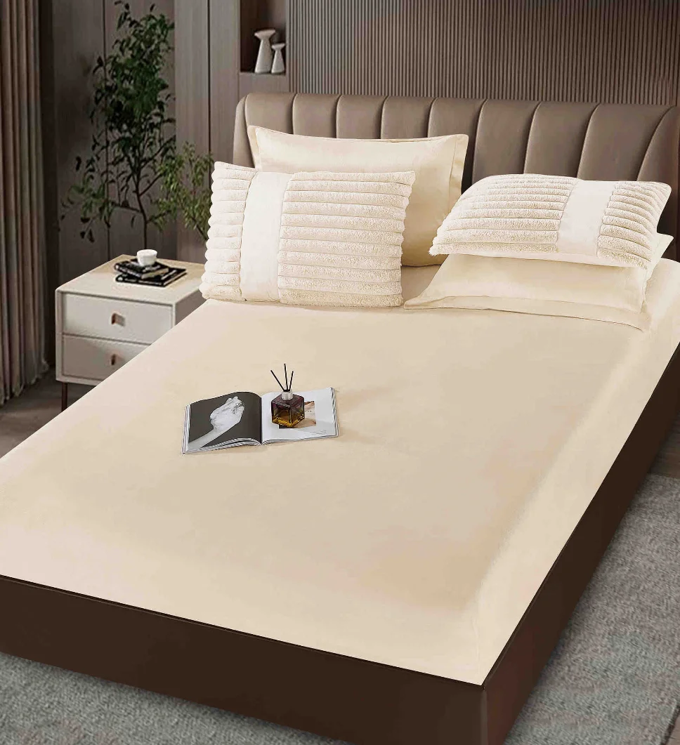 Lenjerie cu Pilota din Blanita artificiala de iepure si cearceaf cu elastic ,6 piese, model striat crem delicat-PBJ17 [3]