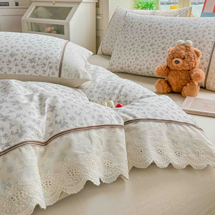 Lenjerie de pat bumbac 100% cu Elastic si broderie,4 piese crem cu floricele mici discrete-BJ12 [4]