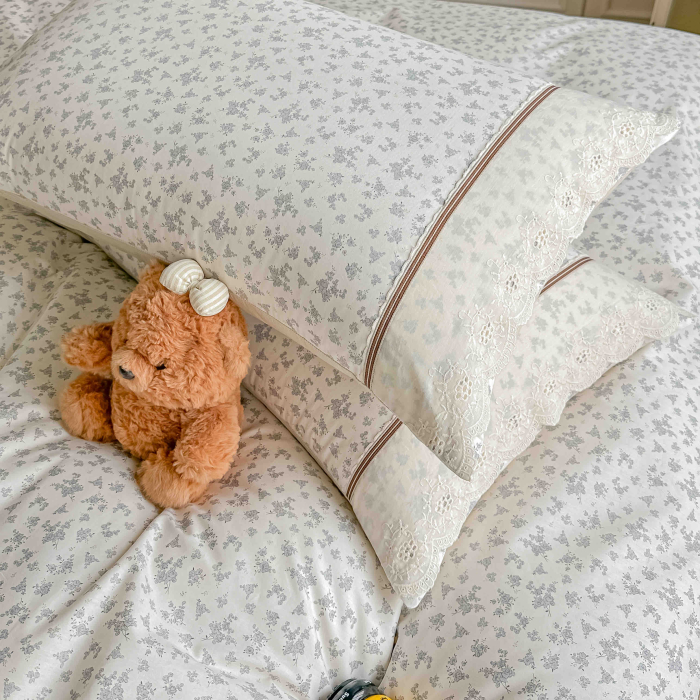 Lenjerie de pat bumbac 100% cu Elastic si broderie,4 piese crem cu floricele mici discrete-BJ12 [3]
