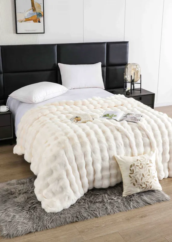 Patura Cocolino Pufoasa Din Blana De Iepure,Crem-BRA08 [1]