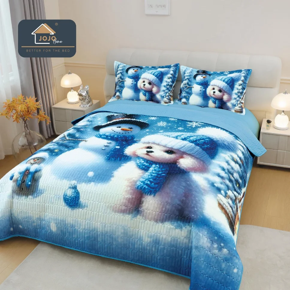 Cuverturi pat Mos Craciun - Cuvertura matlasata 3 piese, albastru cu om de zăpadă și cățeluș-CVM3