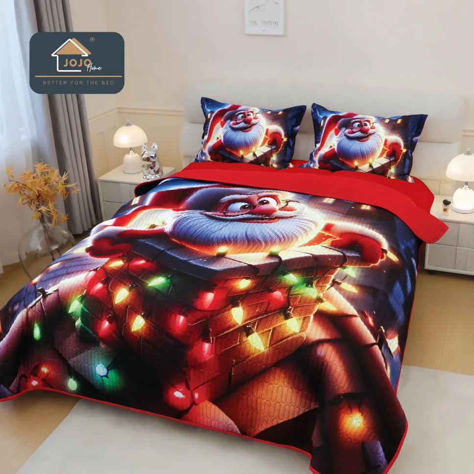 Cuverturi pat Mos Craciun - Cuvertura matlasata 3 piese, Moș Crăciun cu luminițe colorate-CVM7