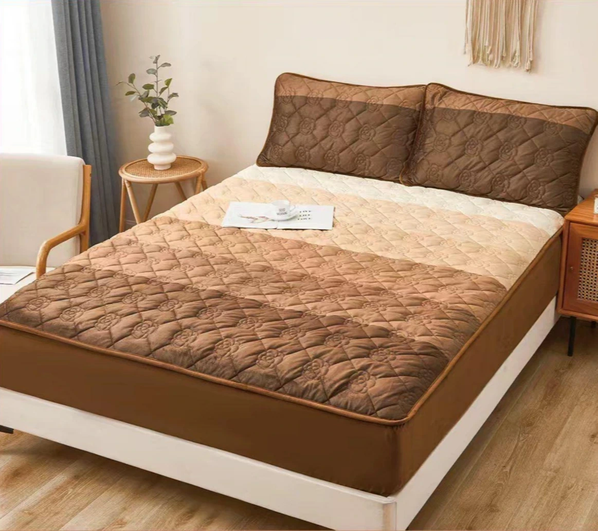Huse Tip Topper 140x200 - Husă tip topper 140x200 cm, protecție matlasată caramel-TT6