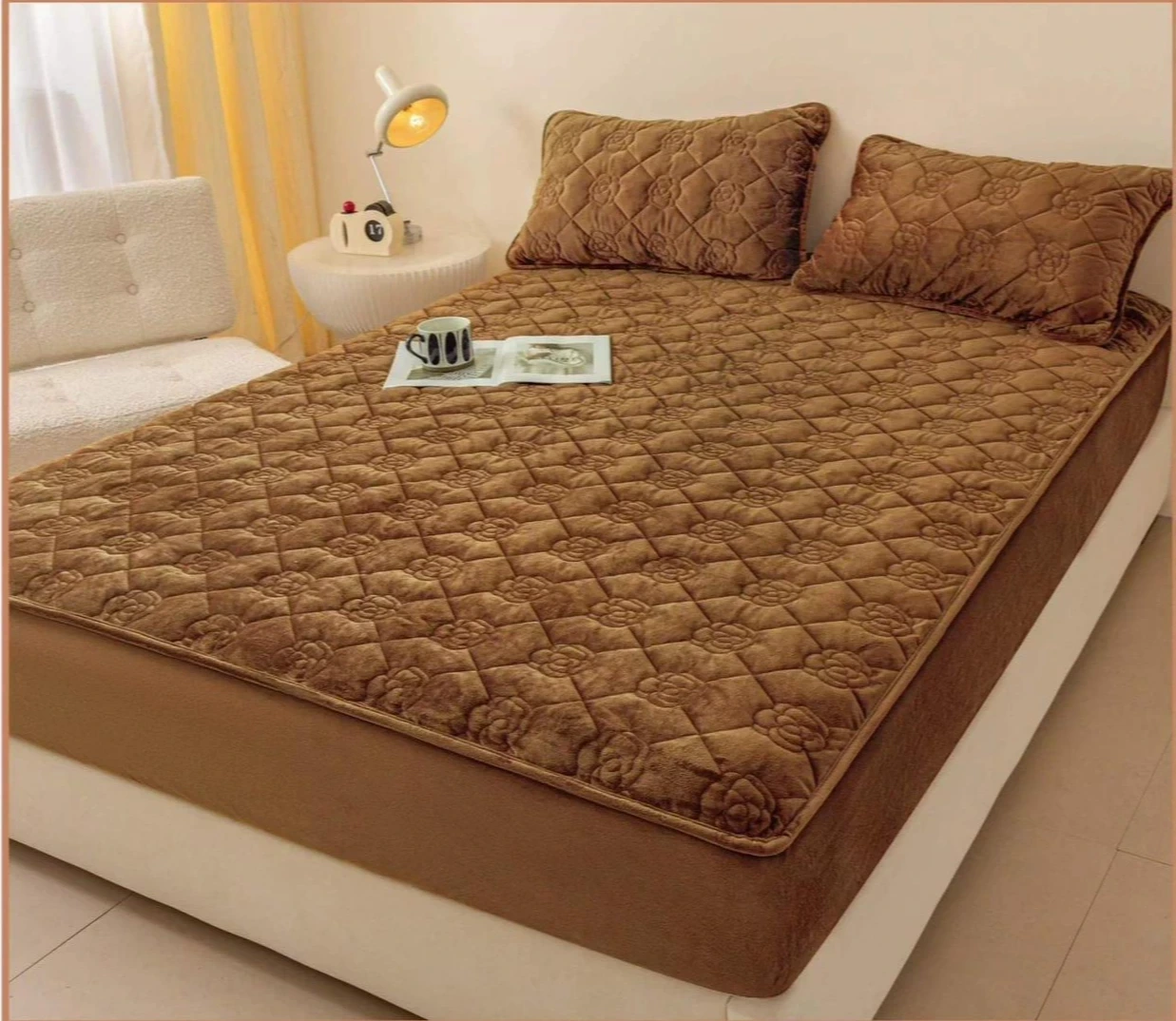 Huse Tip Topper 140x200 - Husă tip topper 140x200 cm, protecție matlasată caramel-TT9