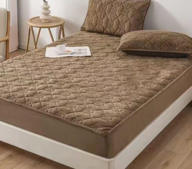Huse Tip Topper 140x200 - Husă tip topper 140x200 cm, protecție matlasată crem-TT3