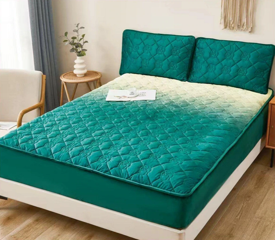 Huse Tip Topper 140x200 - Husă tip topper 140x200 cm, protecție matlasată Verde-TT5