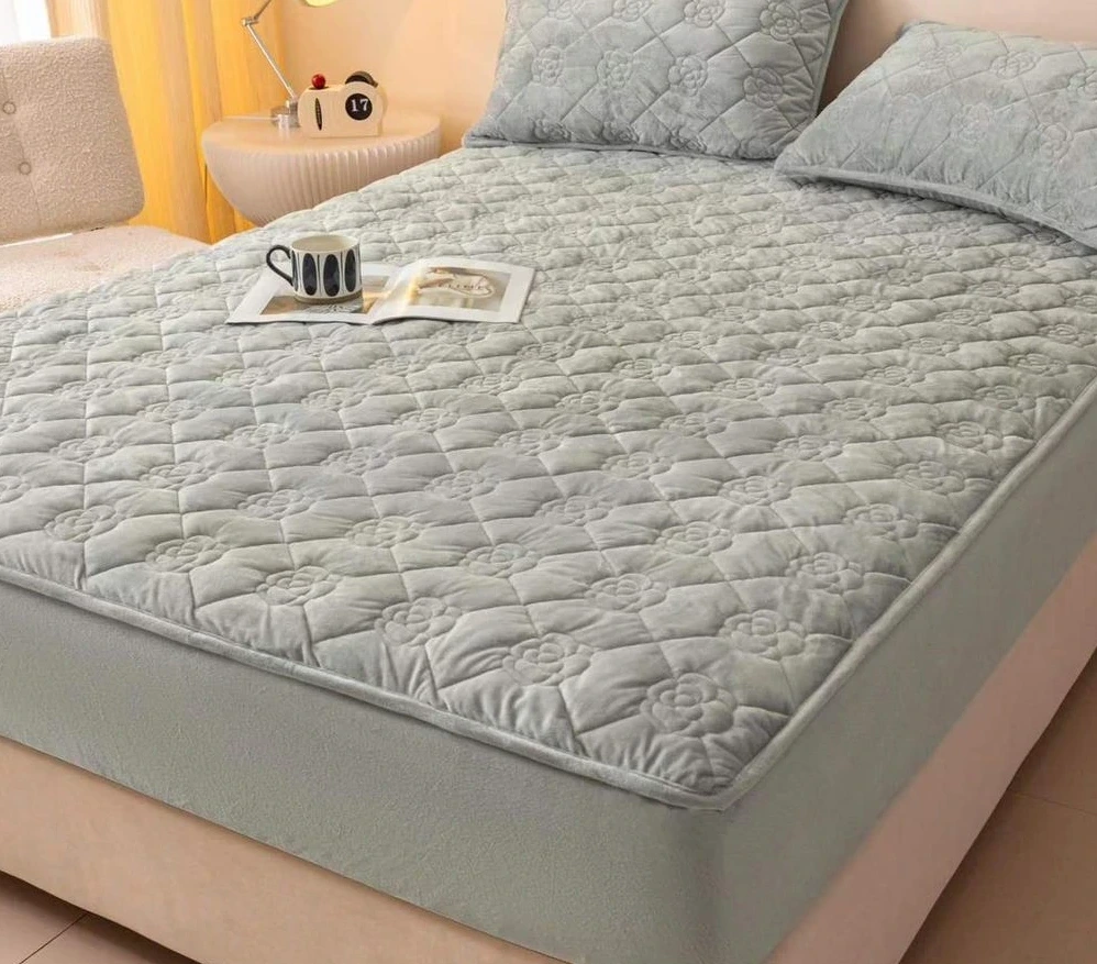 Huse Tip Topper 160x200 - Husă tip topper 160x200 cm gri cu matlasaj floral-TB10