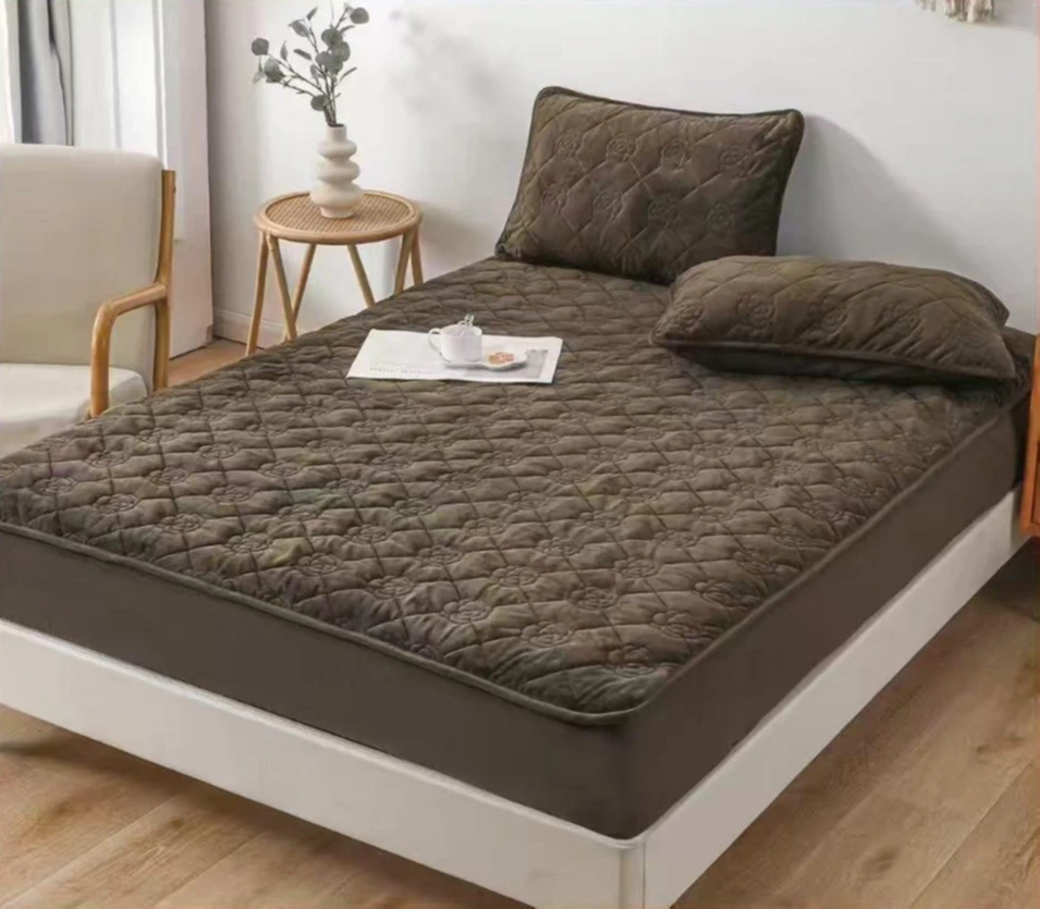 Huse tip Topper 180x200 - Husă tip topper 180x200 cm matlasare cacao, cu elastic-TX2