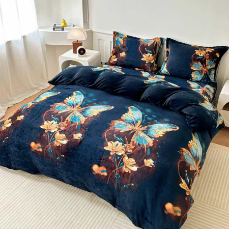 LENJERII DE PAT - Lenjerie Cocolino Pufoasa cu Elastic 4 piese bleumarin cu fluturi și flori aurii-CE14
