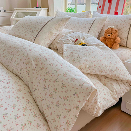 Lenjerii de pat Bumbac 100% - Lenjerie de pat bumbac 100% cu Elastic si broderie,4 piese crem cu floricele delicate și broderie-BJ18