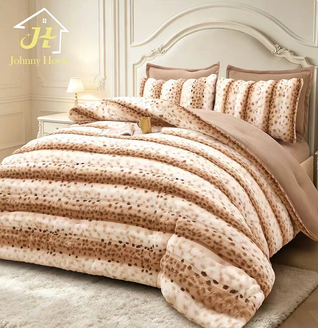 LENJERII DE PAT - Lenjerie de pat cu Pilota Inclusa, Cearceaf cu Elastic, 6 Piese, Blană de Iepure Artificială crem cu buline maro, textura pufosa-RBY7