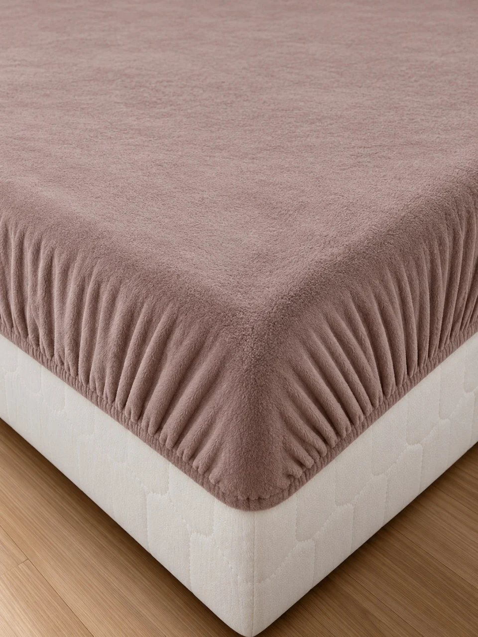 Lenjerie de pat cu Pilota Inclusa, Cearceaf cu Elastic, 6 Piese, Blană de Iepure Artificială maro cu alb, cu dungi in relief-RBY3 [3]